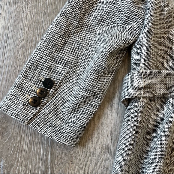 THE LIMITED Gray Tweed Belted Cropped Sleeve Blazer - Size L - Picture 6 of 10